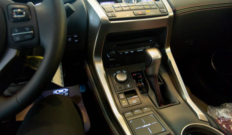 Lexus NX 200 F Sport full